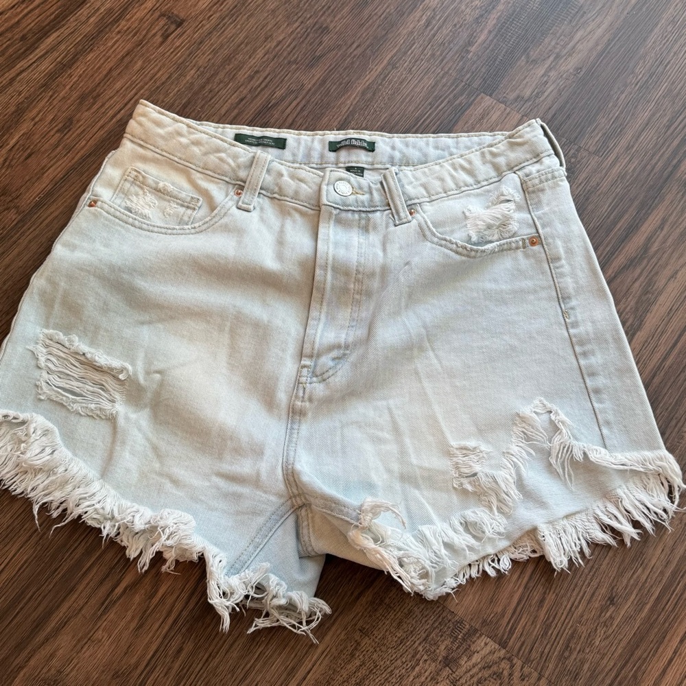 Wild Fable Blue Jean Shorts Distressed Frayed Hem High Rise Size 8